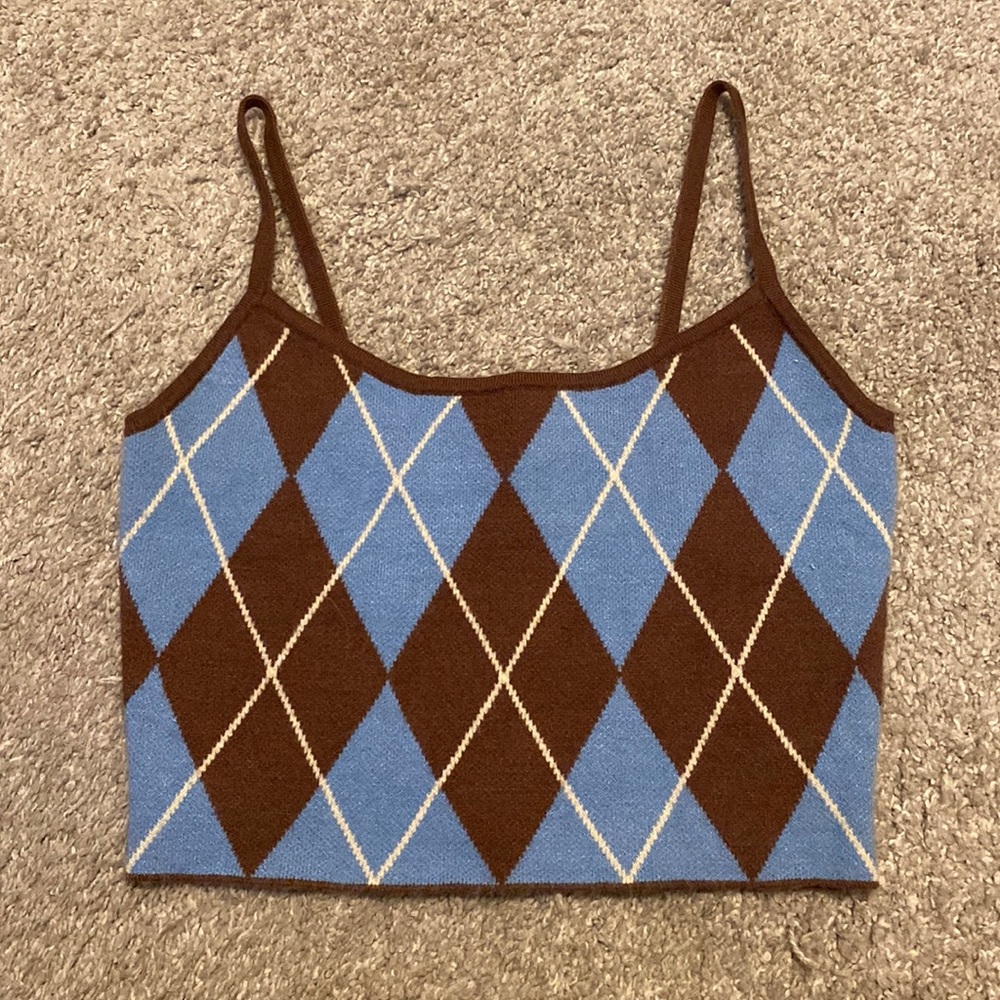 Kendall & Kylie tank top
